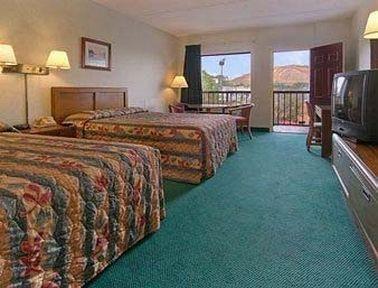 Western Sevierville/kodak Hotel